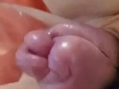 Extreme closeup pussy pumping fat pussy fingering and squirting