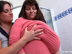 Arsch, Braunhaarige, Hd, Riesig, Lesbisch, Milf, Monster, Titten