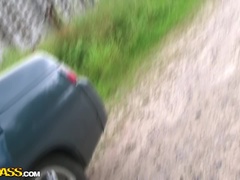 In den arsch, Braunhaarige, Aufs gesicht abspritzen, Absätze, Im freien, Flotter dreier