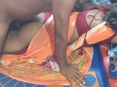 18 ans, Anal, Marrant, Petite amie, Fait maison, Indienne, Embrassement, Maman