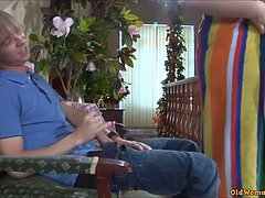 ぽっちゃり, フェラチオ, エロ熟女, 中出し, キス, 熟年, 淫乱熟女, ロシア人