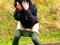 女, 指いじり, 露出狂, Hd, 赤毛, 剃毛, 一人, タトゥー