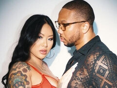 Gros cul, Gros seins, Noire, Sucer une bite, Queue, En levrette, Énorme, Mère que j'aimerais baiser