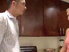 Mamada, Corrida, Tetas naturales, Adolescente