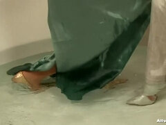 Брюнетки, Фетиш, Хд, Лесбиянка, Душ, Влажная