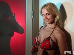 デカパイ, ビキニ, ディルド, ハードコア, オナニー, 淫乱熟女, いじめ, 濡れ