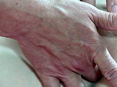 Brunette brune, Massage, Actrice du porno