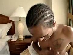 Grosser schwanz, Grosse titten, Blasen, Braunhaarige, Interrassisch, Latina, Hausmädchen, Milf