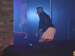 Américain, Gros seins, Sucer une bite, Collège université, Gorge profonde, Hard, Chatte, Nénés