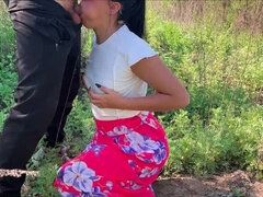 Amateur, Sucer une bite, En levrette, Robe, Européenne, Hd, Public, Adolescente