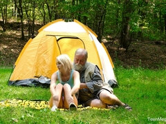 Rubia, Corridas, Fetiche, Abuelo, Sexo duro, Hd, Al aire libre, Adolescente