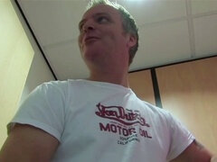 アメリカ人, アナル, フェラチオ, 茶髪の, 巨乳な, 顔射, ストッキング, ヤリマンの