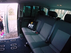 Lieveling, Grote mammen, Bruinharig, Rondborstig, Tsjechisch, Natuurlijke tieten, Buiten, Realiteit