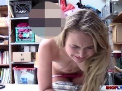 Shoplifter Alyssa Cole fucked and gets a facial