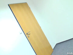 Большие сиськи, Брюнетки, Грудастые, Чудовищные размеры, Натуральные сиськи, В офисе, Косички, Сиськи