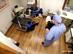 Fesselspiele, Arzt, Erniedrigung, Latina, Jungendliche (18+), Titten