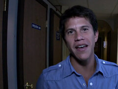 Amateur, Tir de sperme, Homosexuelle, Trou de la gloire, Branlette thaïlandaise, Piercing, Actrice du porno, Tatouage