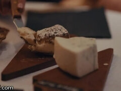 デカ尻, デカパイ, フェラチオ, 茶髪の, チン, フランス人, 手コキする, ラフ