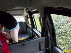 Grosse titten, Vollbusig, Ungarisch, Lecken, Milf, Tittenfick