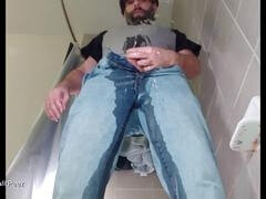 Amateur, Bathroom, Cumshot, Daddy, Gay, Homemade, Masturbation, Solo