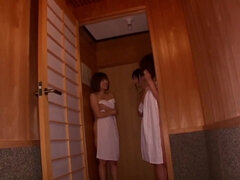 Любители, Жопа, Красотки, Большие сиськи, Грудастые, Группа, Японки, Сиськи