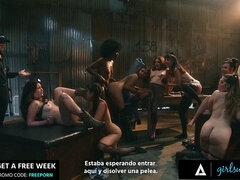 Gros cul, Gros seins, En levrette, Doigter, Hd, Lesbienne, Mère que j'aimerais baiser, Chatte