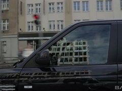 Blonde, Éjaculation interne, Lingerie