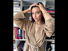 Blonde, Brunette brune, Célébrité, Branlette thaïlandaise, Masturbation, Mère que j'aimerais baiser, Polonais, Rousse roux