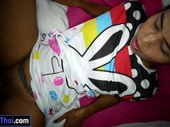 Enthousiasteling, Aziatisch, Oudere vrouw, Schattig, Masturbatie, Moeder die ik wil neuken, Gezichtspunt, Thais