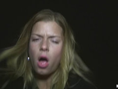 Blonde, Dick, Public