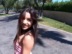 18 ans, Brunette brune, Hard, Petite femme, Actrice du porno, Maigrichonne, Adolescente, Serré