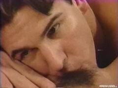 Gros seins, Brunette brune, Doigter, Hard, Seins naturels, Chatte, Nénés, Rétro ancien