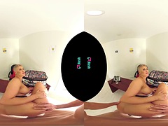 En tercera dimension, Tetas grandes, Rubia, Madres para coger, Realidad, Desnudarse, Tetas