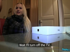 Enthousiasteling, Badkamer, Blond, Pijpbeurt, Hondjeshouding, Buiten, Gezichtspunt, Douche