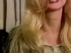 Grosse titten, Blondine, Blasen, Selbstgemacht, Milf, Realität, Ablutschen, Vintage