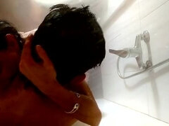 Leie, Bad, Aufs gesicht abspritzen, Hd, Nackt, Dusche, Spanisch, Titten