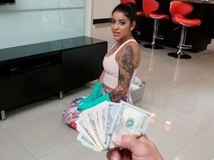 Arsch, Braunhaarige, Schwanz, Hundestellung, Handjob, Latina, Hausmädchen, Tätowierung