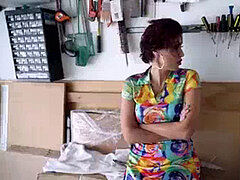 デカパイ, フェラチオ, 茶髪の, 手コキする, 淫乱熟女, オマンコ, タトゥー