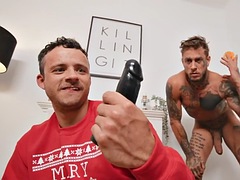 Amateur, Anal, Grosse bite, Sucer une bite, Homosexuelle, Tatouage, Jouets