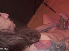 Long-haired Caucasian babe with trimmed pussy goes solo