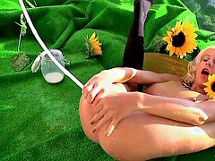 Красотки, Молоко, Соло, Сквиртинг