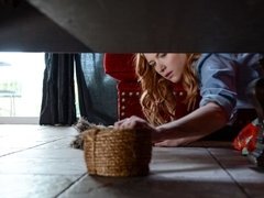 Cul, Lécher le cul, Sucer une bite, Brunette brune, Doigter, Embrassement, Masturbation, Adolescente