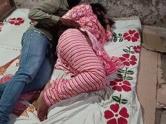 18 ans, Anal, Gros seins, Sucer une bite, Branlette thaïlandaise, Indienne, Lesbienne, Maman