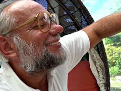 Europeo, Abuelo, Adolescente, Tetas