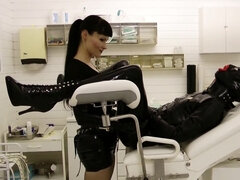 Bondage discipline sadomasochisme, Handbeurt, Aftrekken