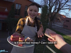 Asian Babe Luna Truelove Offers Her Cream Cakes for a Creampie