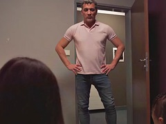 Tussi, Blasen, Doppelpenetration, Handjob, Hotel, Ablutschen, Tätowierung, Flotter dreier