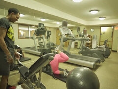 Inked ebony chubby slut porn scene