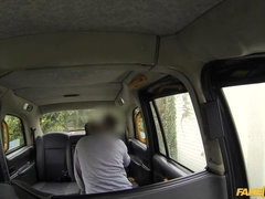 Amateur, Mamada, Coche, Lamidas, Al aire libre, Pov, Coño, Apretado