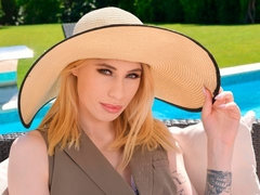 Bikini, Blonde, Doigter, Branlette thaïlandaise, Léchez, De plein air, Chatte, Rasée